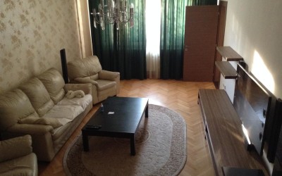 Casa Lainici, zona Ion Mihalache